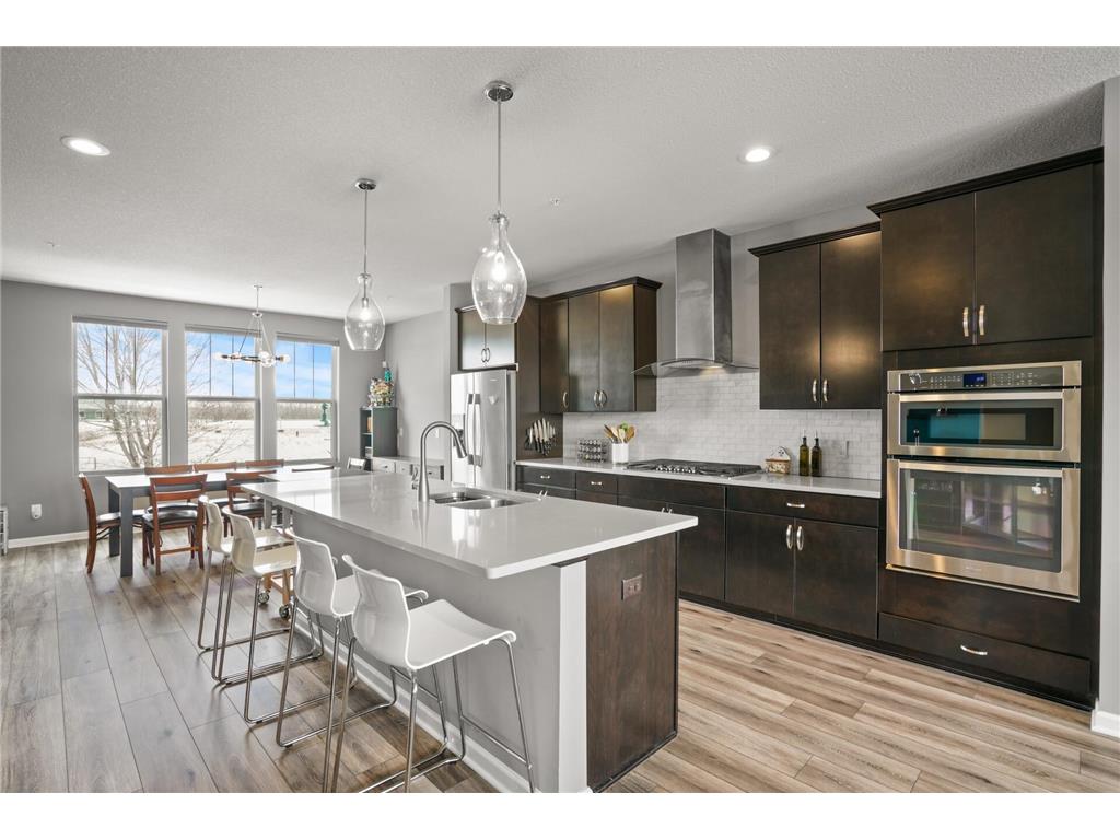 1398 Old Highway 8 NW New Brighton MN 55112 6507444 image1