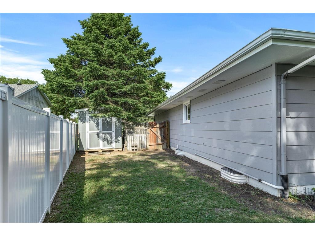 13994 Holyoke Court Apple Valley MN 55124 7081846 image40