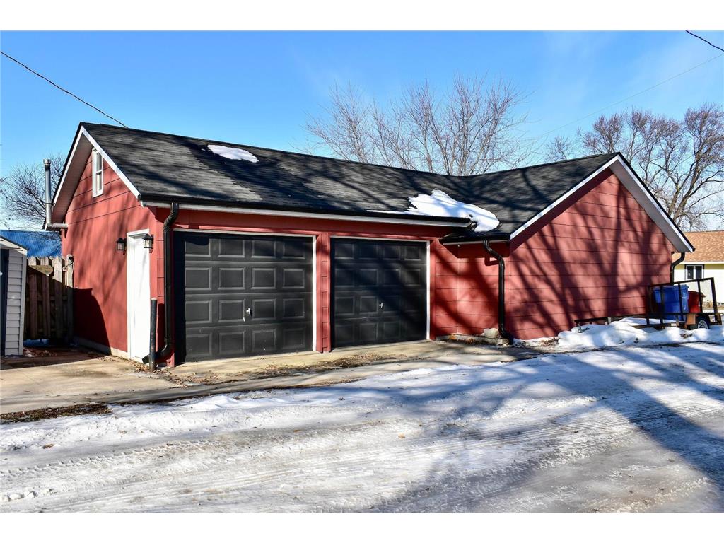 14 1st Avenue NE Altura MN 55910 7018326 image22