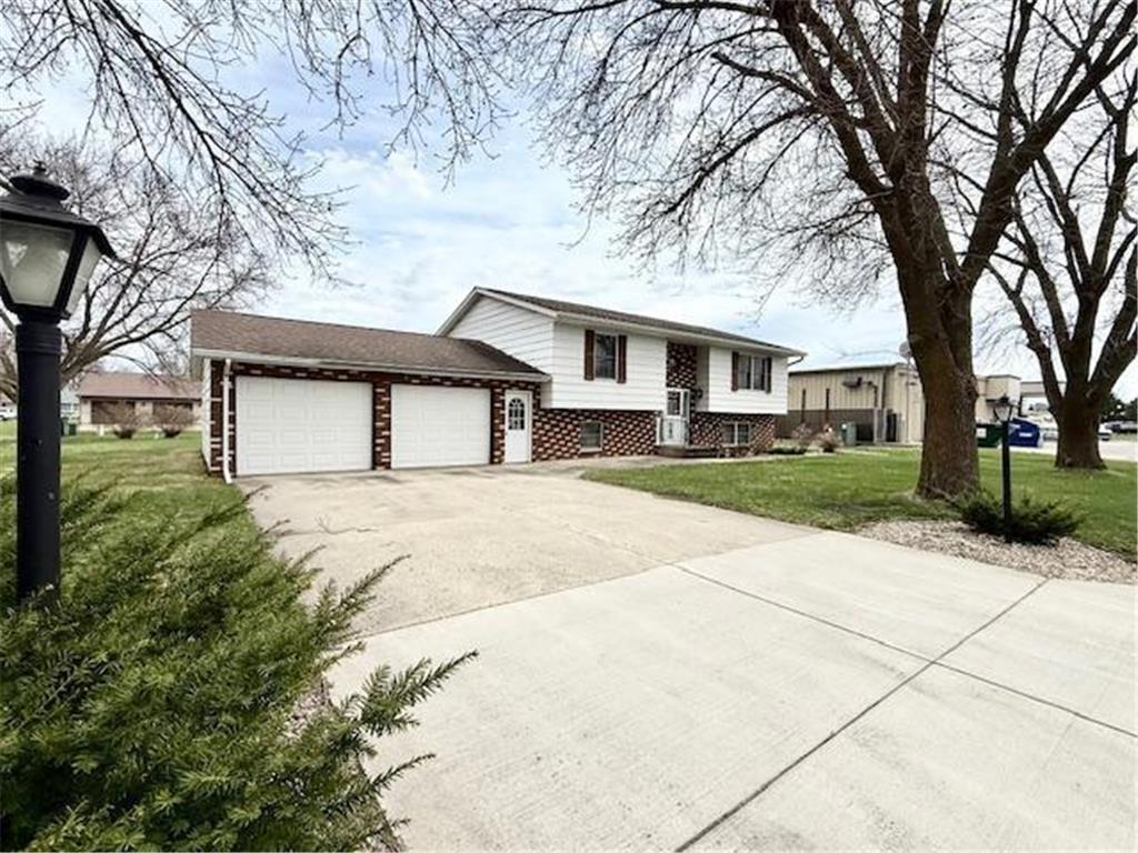 14 1st Street NW Fairfax MN 55332 7055293 image1