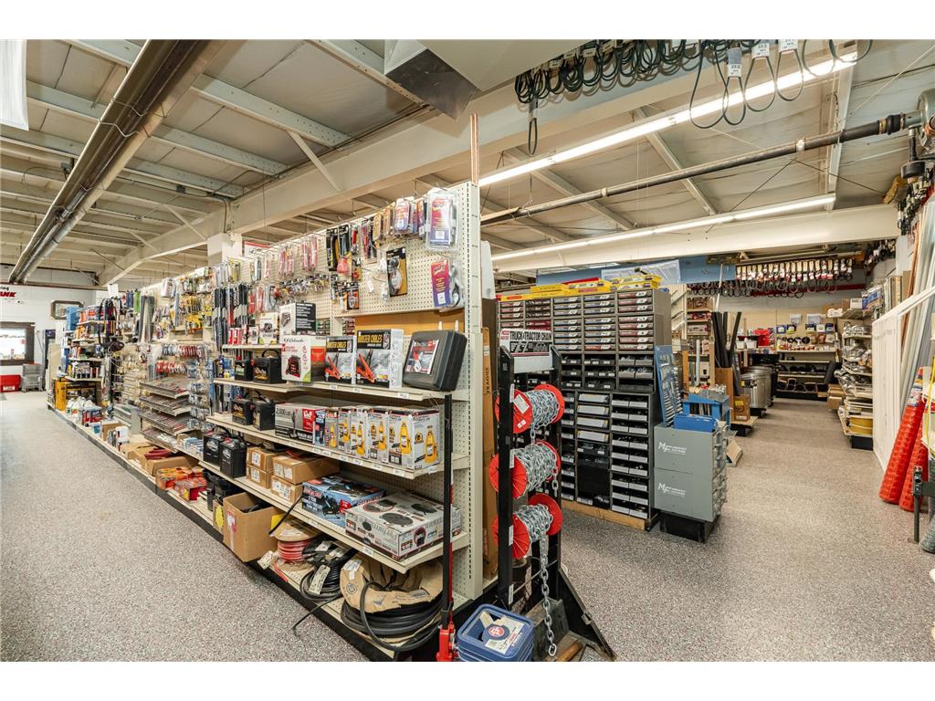14 3rd Avenue SW Dodge Center MN 55927 7012291 image9