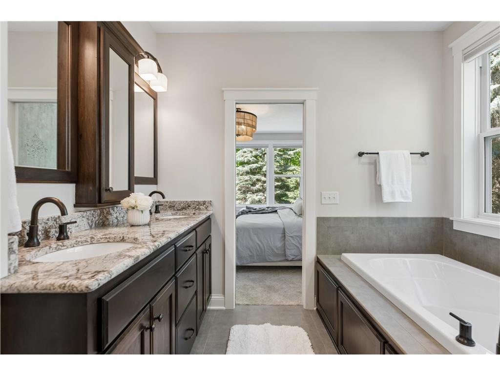 14 Beebe Avenue Mendota Heights MN 55118 7043148 image24