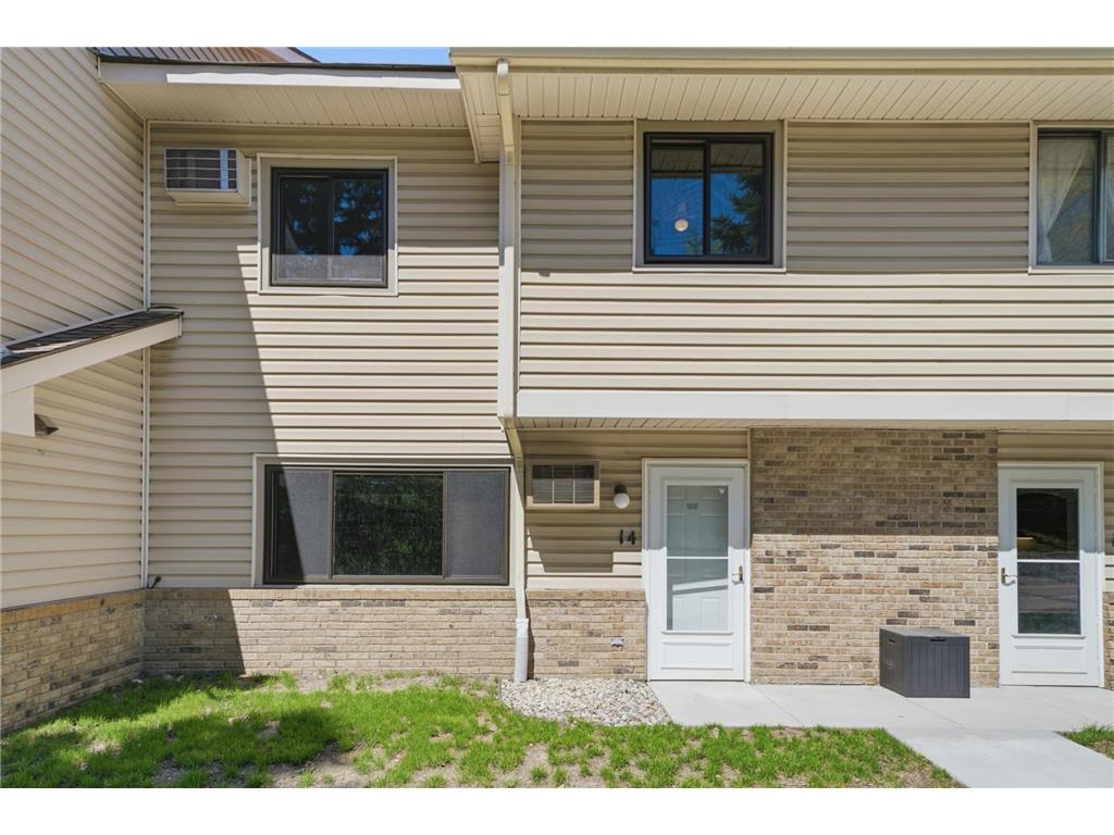 14 E 13th Street Waconia MN 55387 7031058 image2