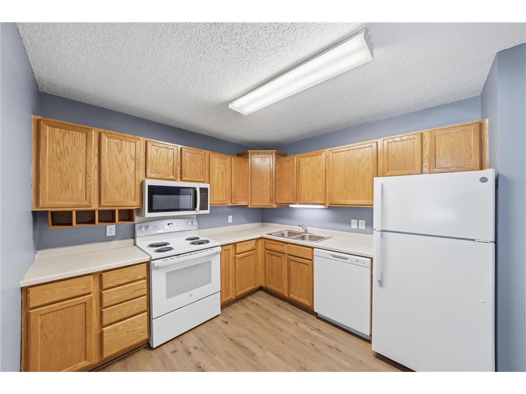 14 E 13th Street Waconia MN 55387 7031058 image9