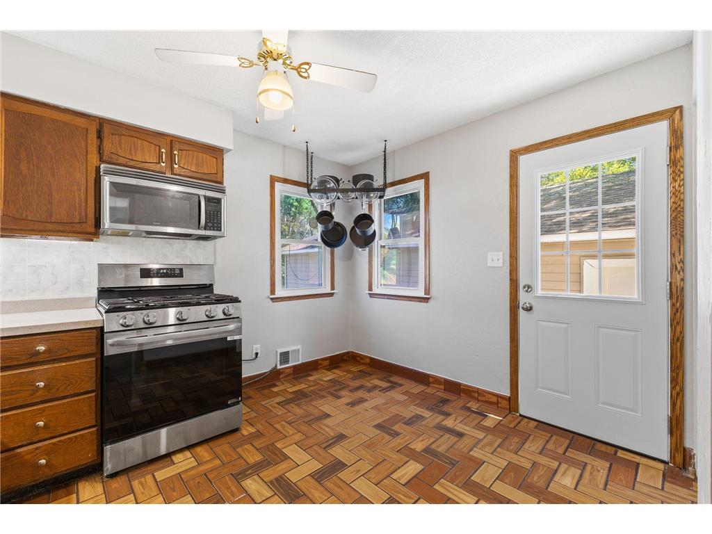 14 Pointcross Drive Circle Pines MN 55014 7109745 image10