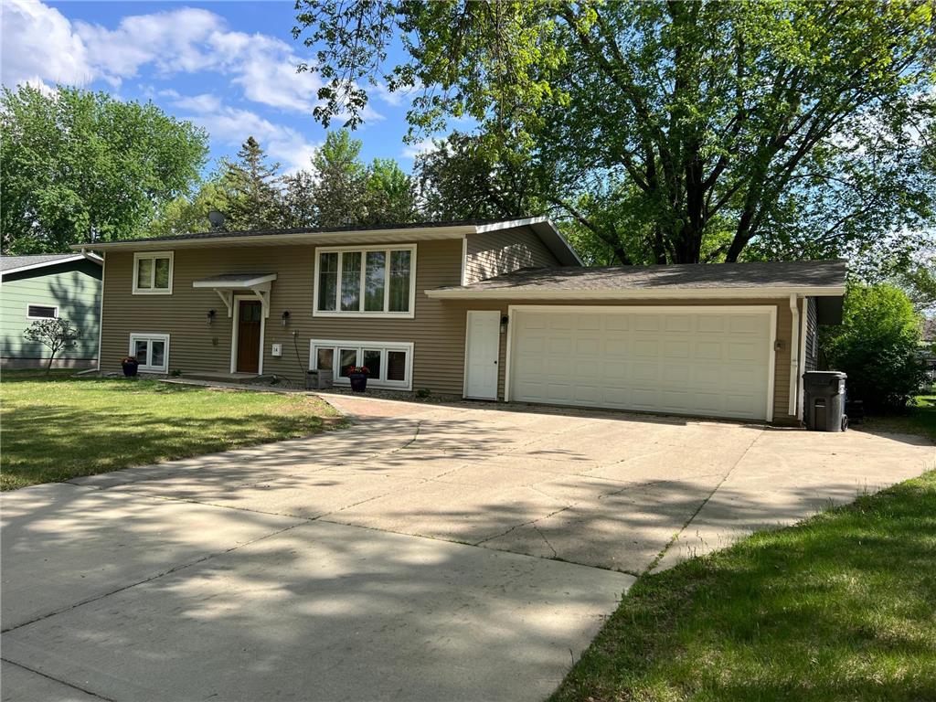 14 S Court Street Morris MN 56267 6721411 image1