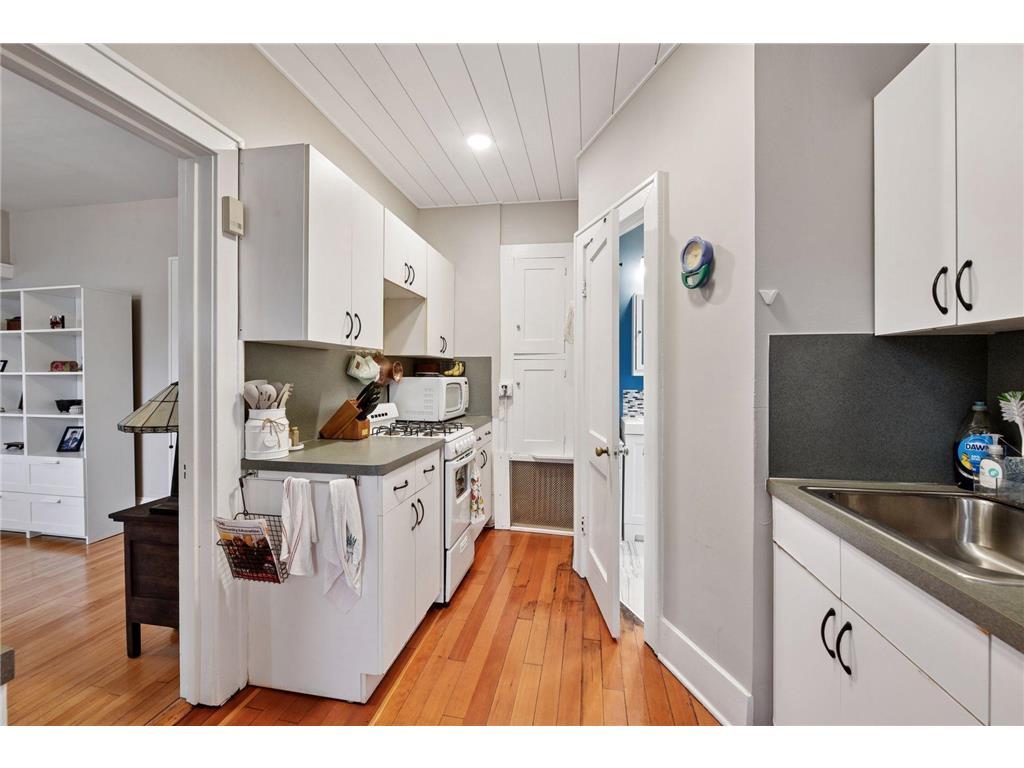 14 W 47th St Minneapolis MN 55419 6809979 image24