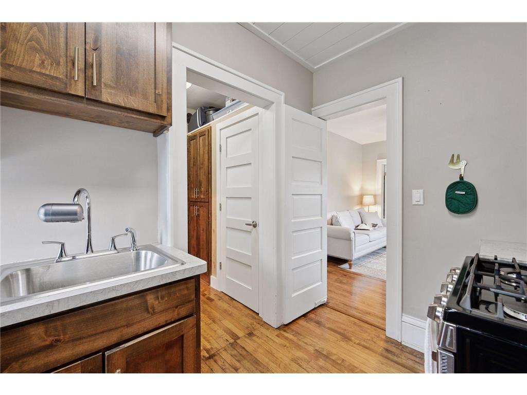 14 W 47th St Minneapolis MN 55419 6809979 image31