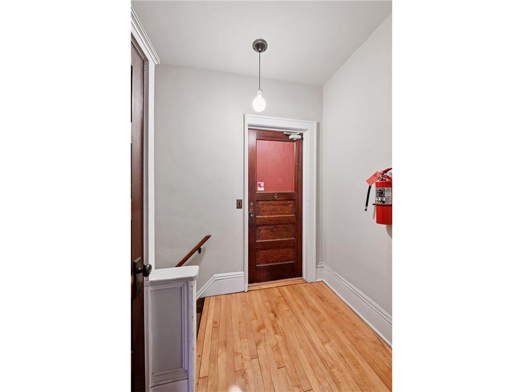 14 W 47th St Minneapolis MN 55419 6809979 image35