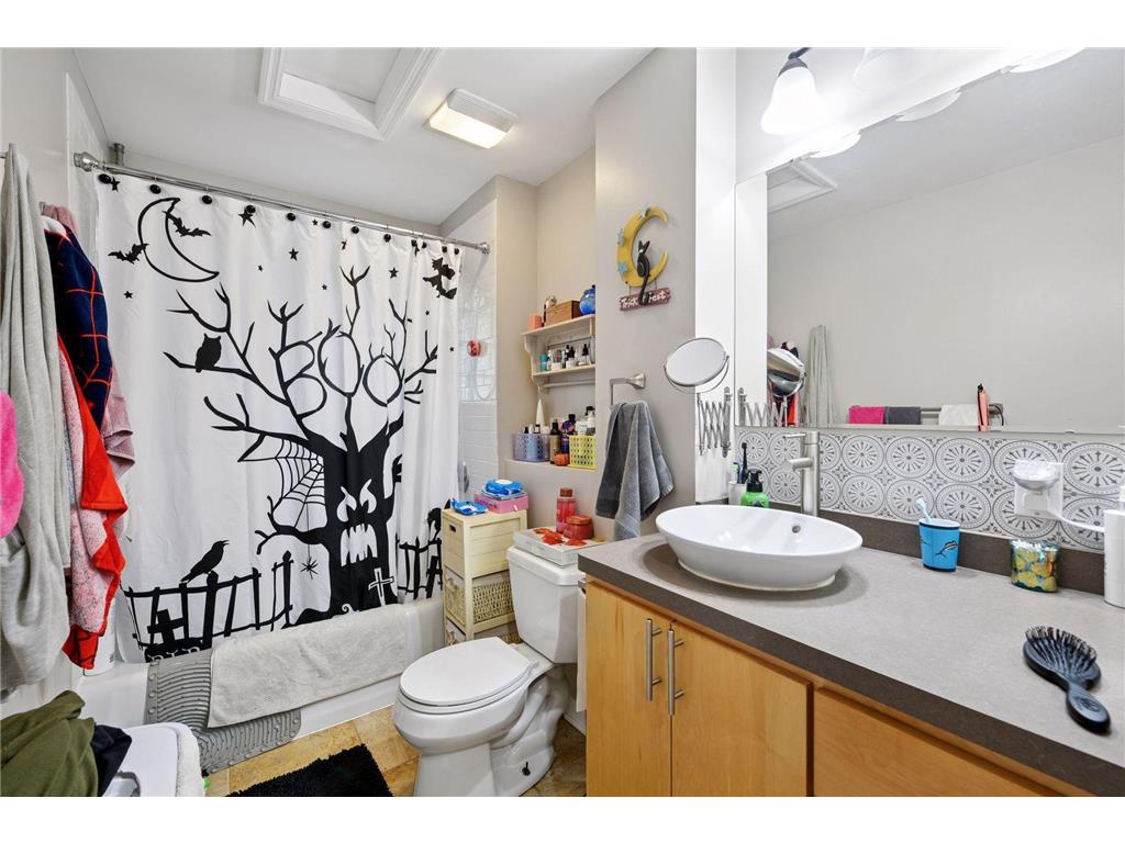 14 W 47th Street Minneapolis MN 55419 6809932 image60