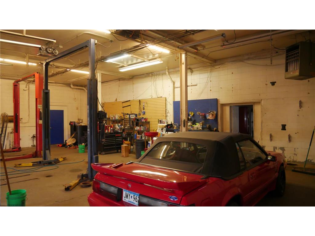 140 1st Avenue W Cambridge MN 55008 7020144 image10