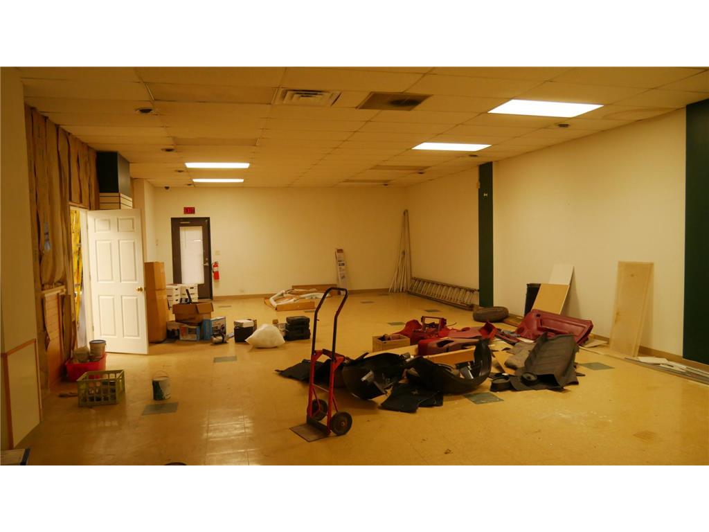 140 1st Avenue W Cambridge MN 55008 7020144 image14