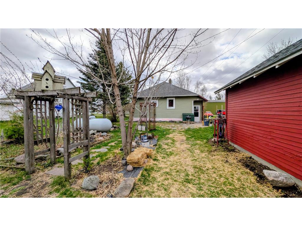 140 4th Street NE Mcintosh MN 56556 7072127 image4