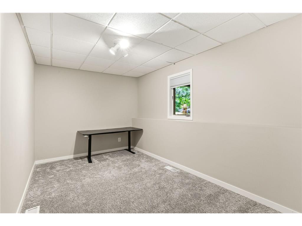 140 Dahlia Street Mahtomedi MN 55115 7080635 image46