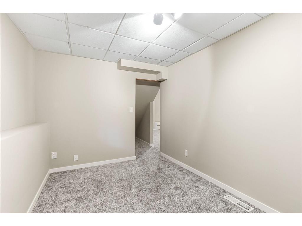 140 Dahlia Street Mahtomedi MN 55115 7080635 image47