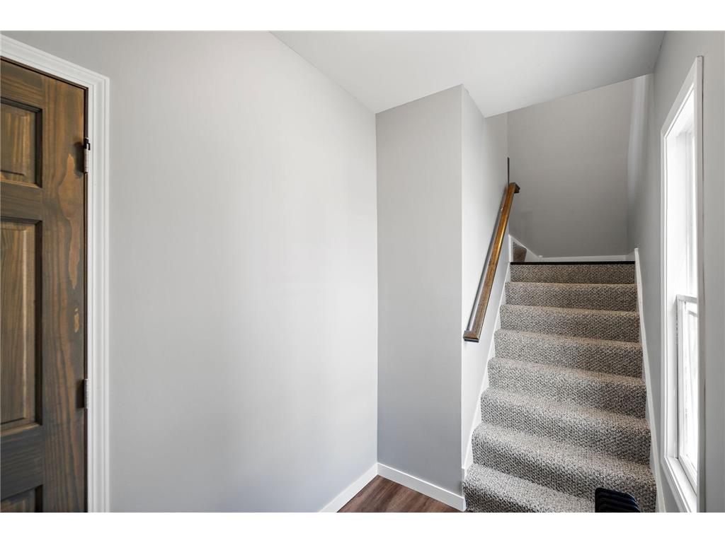 140 Davis Street S Cambridge MN 55008 7052299 image15