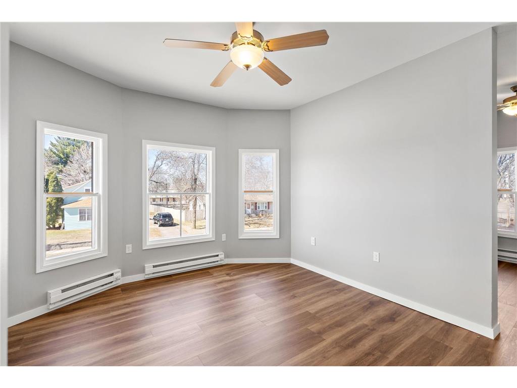 140 Davis Street S Cambridge MN 55008 7052299 image3