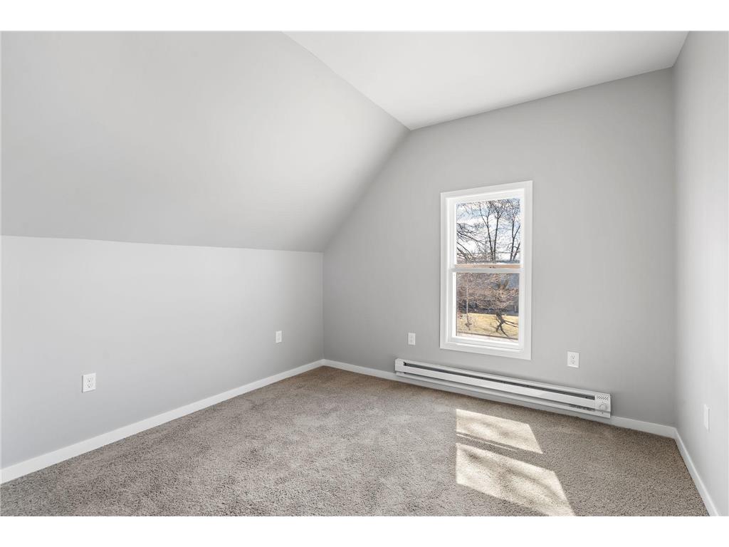 140 Davis Street S Cambridge MN 55008 7052299 image37