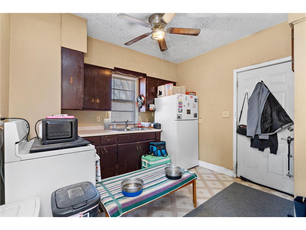 140 Davis Street S Cambridge MN 55008 7052299 image45