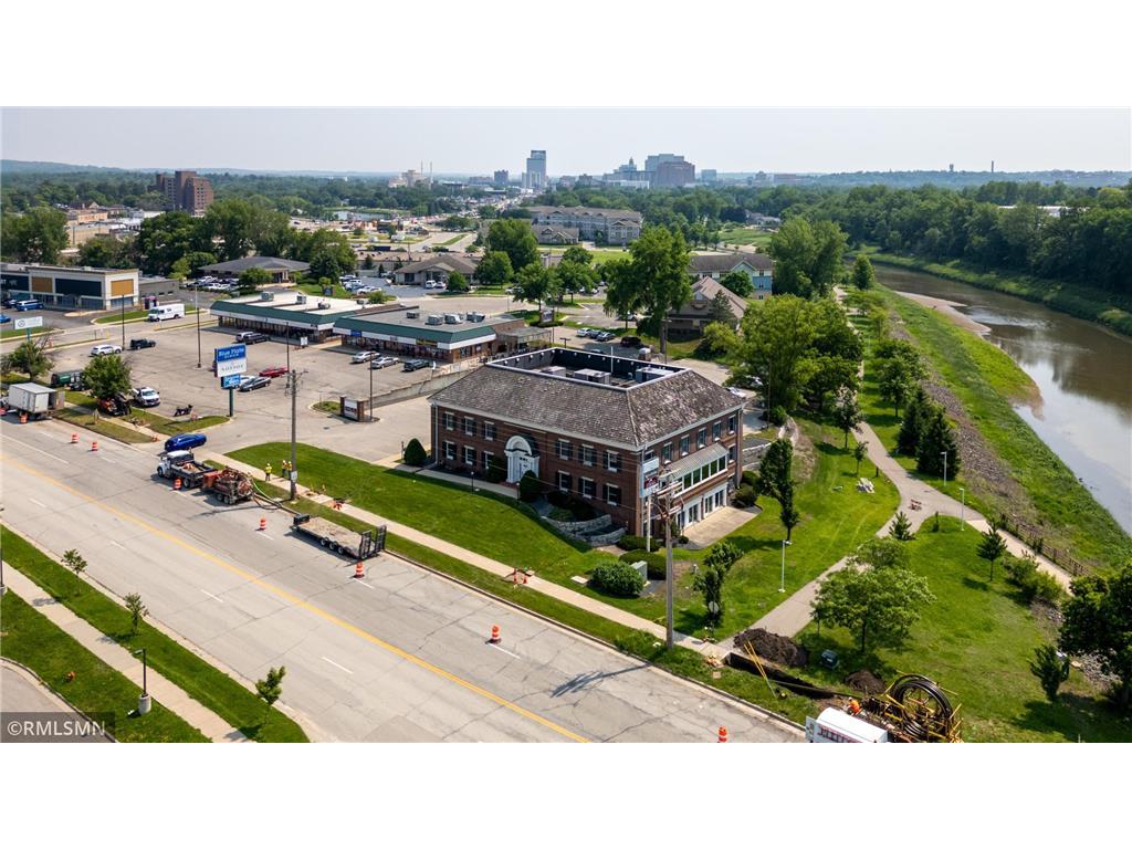 140 Elton Hills Lane NW Rochester MN 55901 6672749 image29