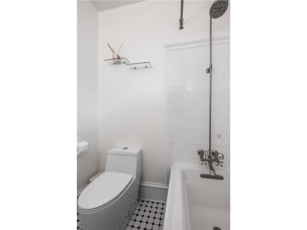 140 Fairview Avenue S Saint Paul MN 55105 7080255 image30