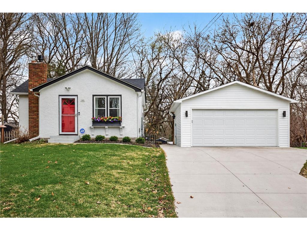 140 Hickory Street Mahtomedi MN 55115 7045433 image1