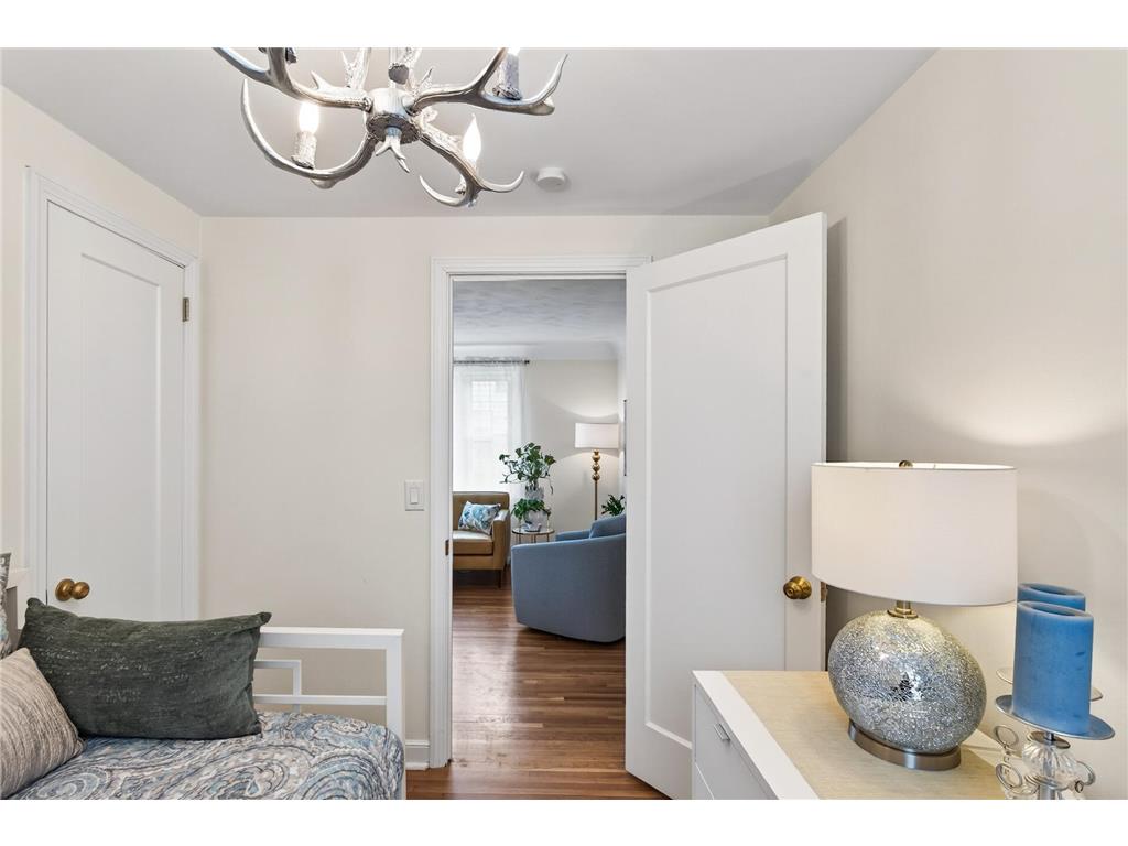 140 Hickory Street Mahtomedi MN 55115 7045433 image20