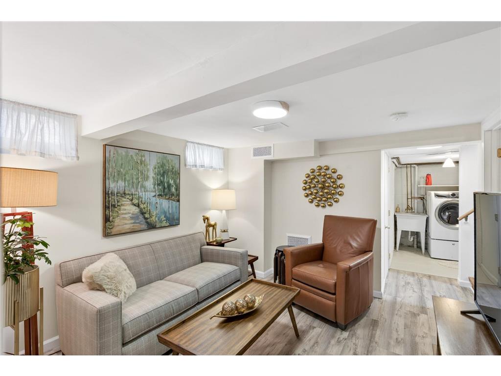 140 Hickory Street Mahtomedi MN 55115 7045433 image22