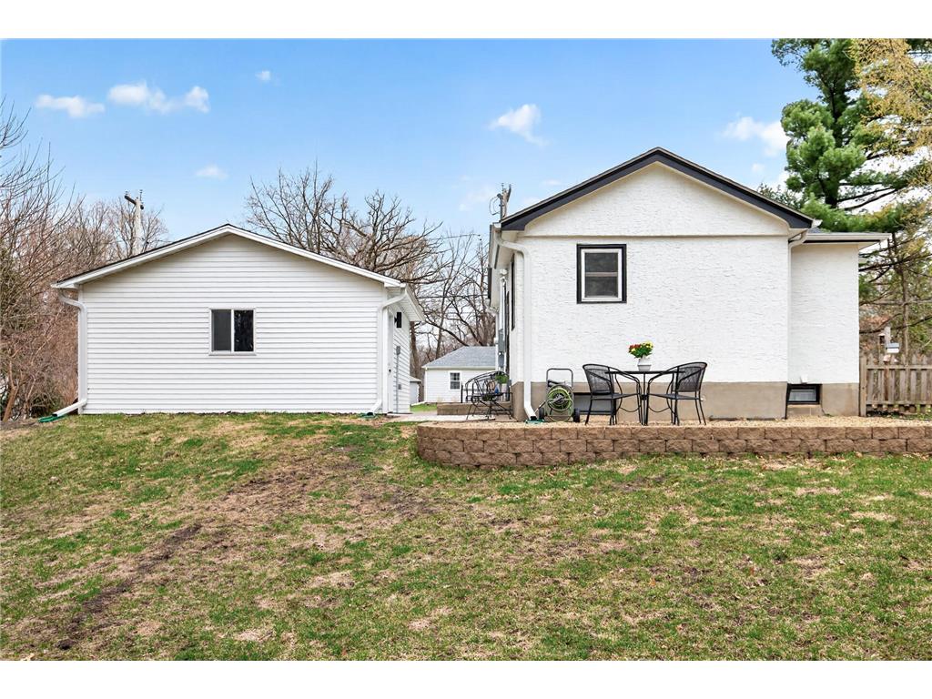 140 Hickory Street Mahtomedi MN 55115 7045433 image32