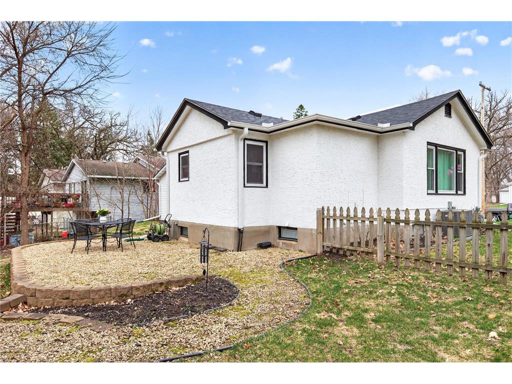 140 Hickory Street Mahtomedi MN 55115 7045433 image34