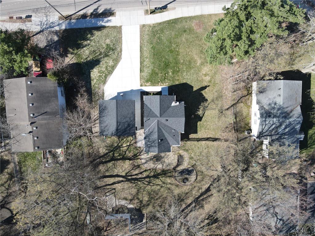 140 Hickory Street Mahtomedi MN 55115 7045433 image40