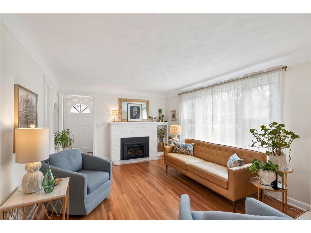 140 Hickory Street Mahtomedi MN 55115 7045433 image9