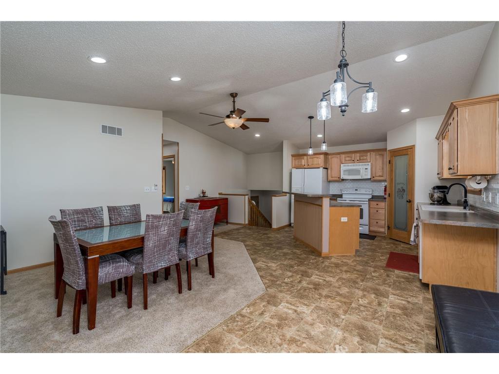 140 Peggy Lane Eagle Lake MN 56024 7038631 image12