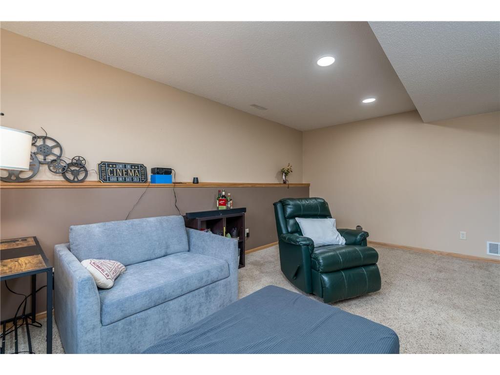 140 Peggy Lane Eagle Lake MN 56024 7038631 image23