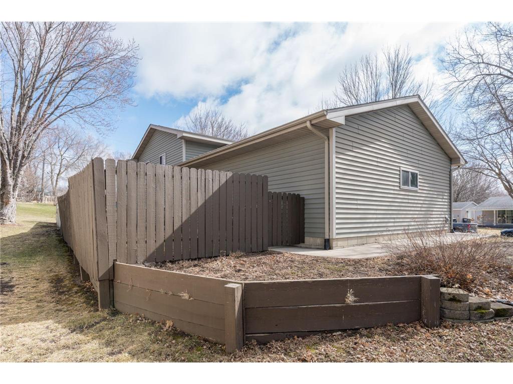 140 Peggy Lane Eagle Lake MN 56024 7038631 image34