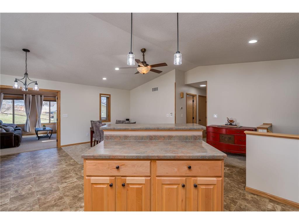 140 Peggy Lane Eagle Lake MN 56024 7038631 image7