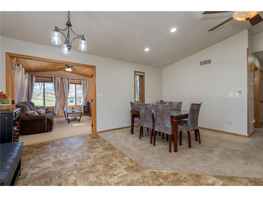 140 Peggy Lane Eagle Lake MN 56024 7038631 image8