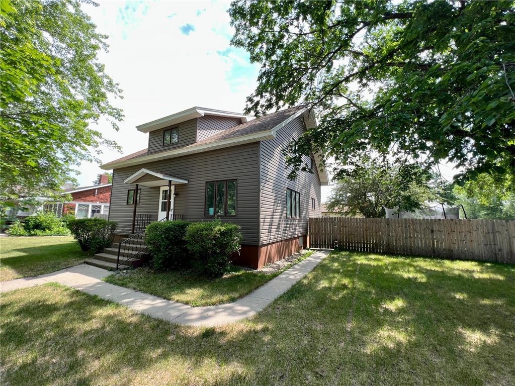 140 Prairie Avenue S Brooten MN 56316 6369566 image1