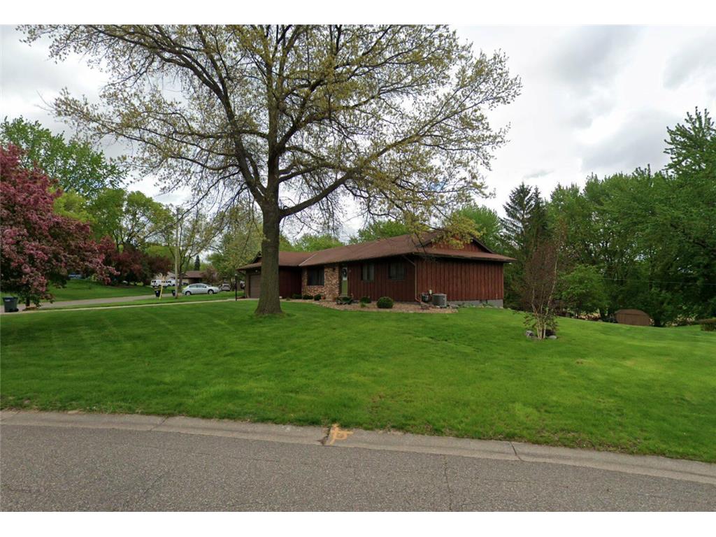 140 Redwood Drive Apple Valley MN 55124 6171831 image1