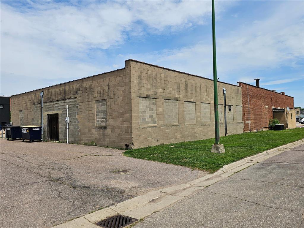 140 S First Avenue Sleepy Eye MN 56085 7086853 image27