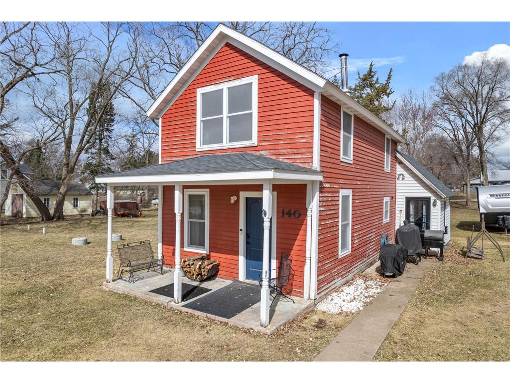 140 W 12th Street Buffalo City WI 54622 7037175 image1