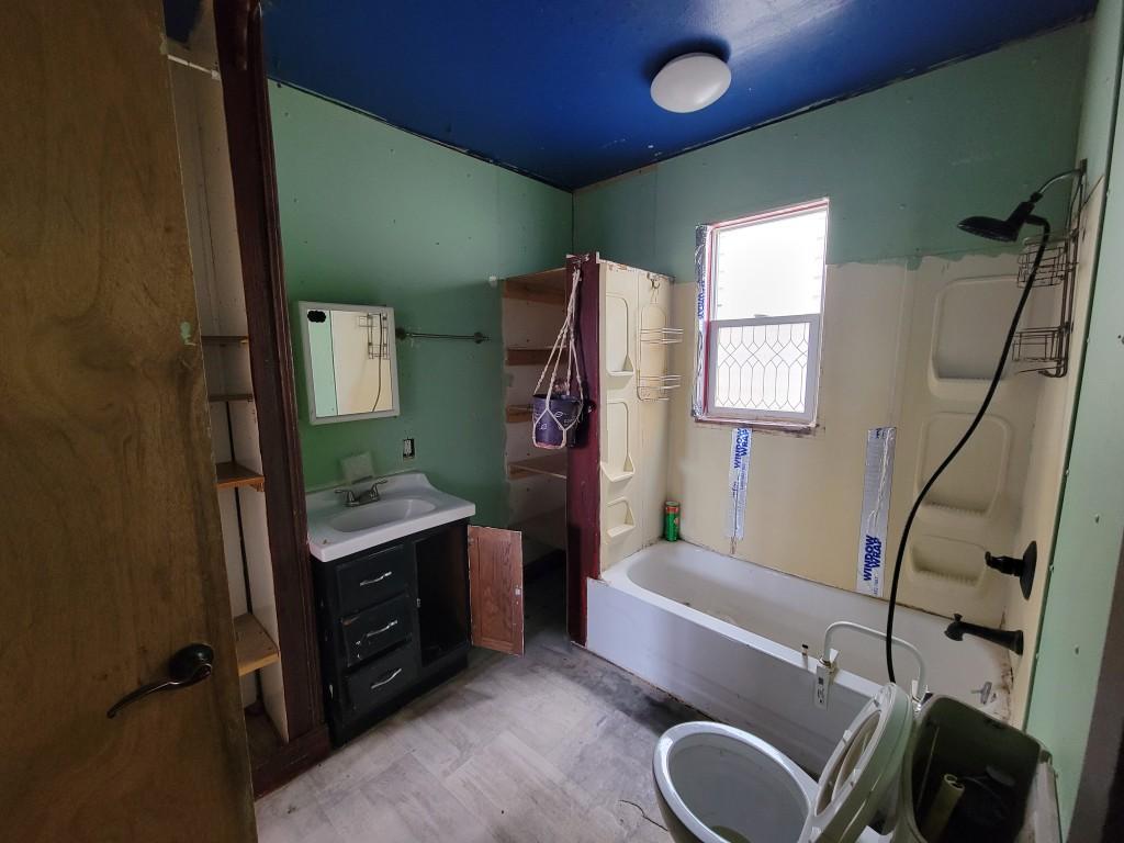 140 W Howard Street Hibbing MN 55746 7071929 image7