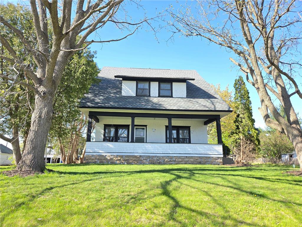 140 W Main Street Lewiston MN 55952 7072159 image1
