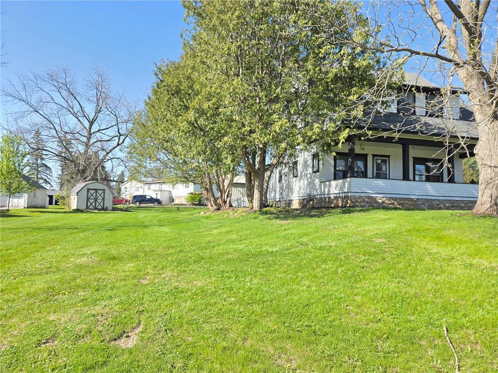 140 W Main Street Lewiston MN 55952 7072159 image3