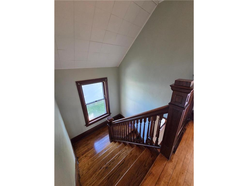 140 W Main Street Lewiston MN 55952 7072159 image8