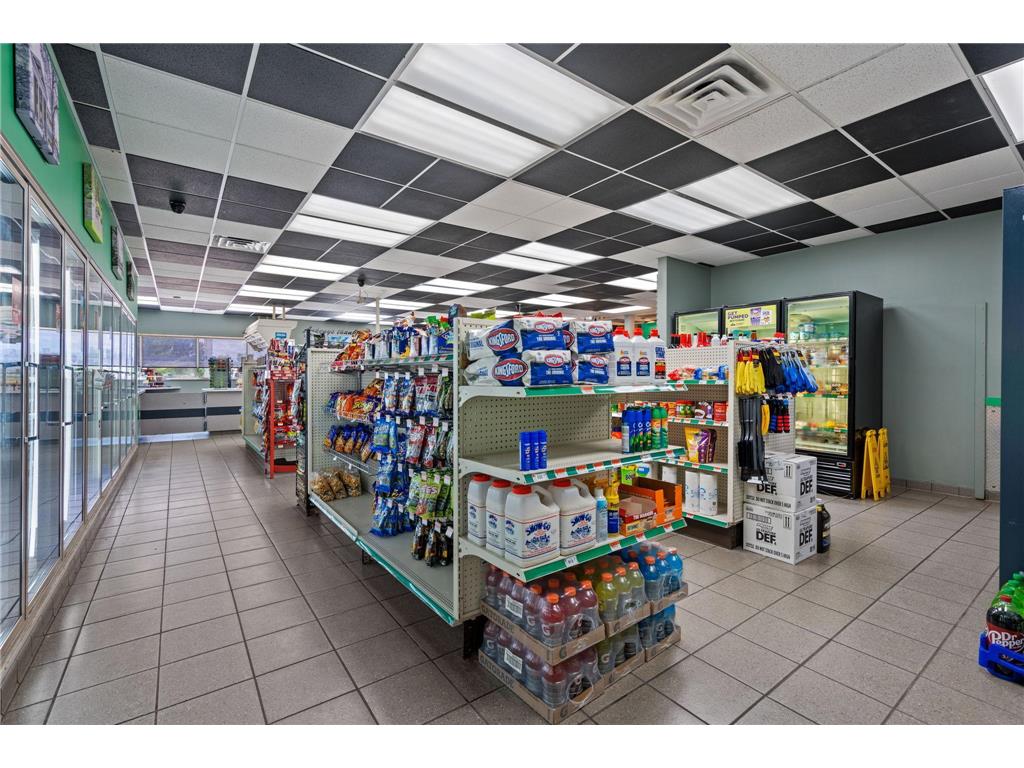 1400 14th Street NW Austin MN 55912 6752939 image64