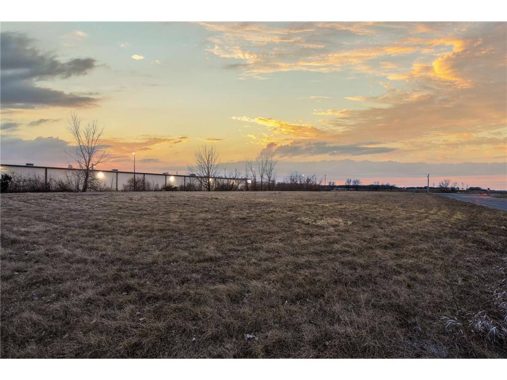 1400 18th Avenue NW Austin MN 55912 6678023 image24