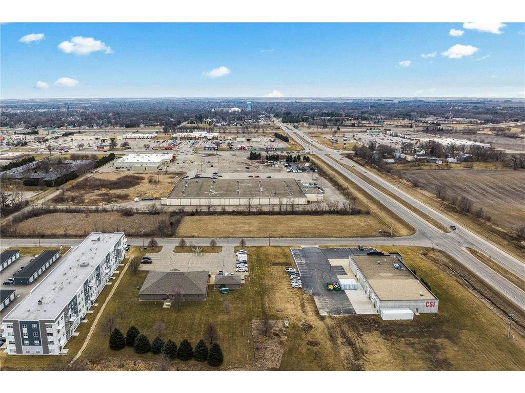 1400 18th Avenue NW Austin MN 55912 6678023 image7