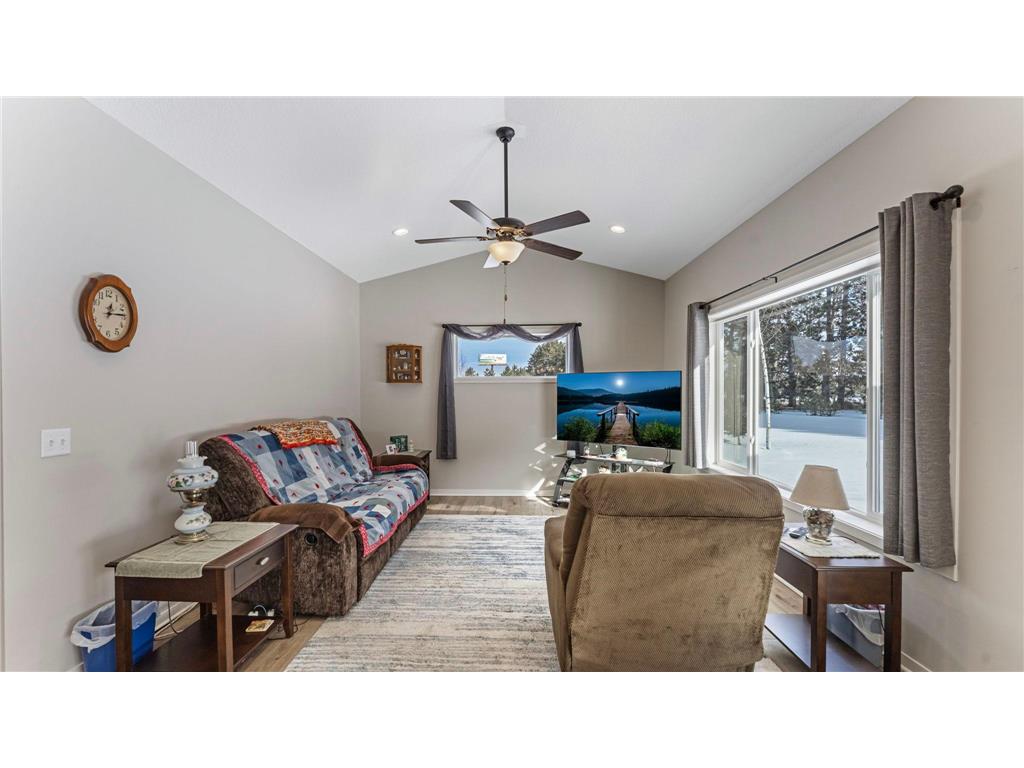 1400 Carriage Hill Drive Hinckley MN 55037 7007563 image23