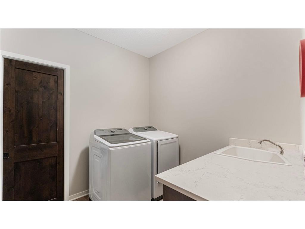 1400 Carriage Hill Drive Hinckley MN 55037 7007563 image30